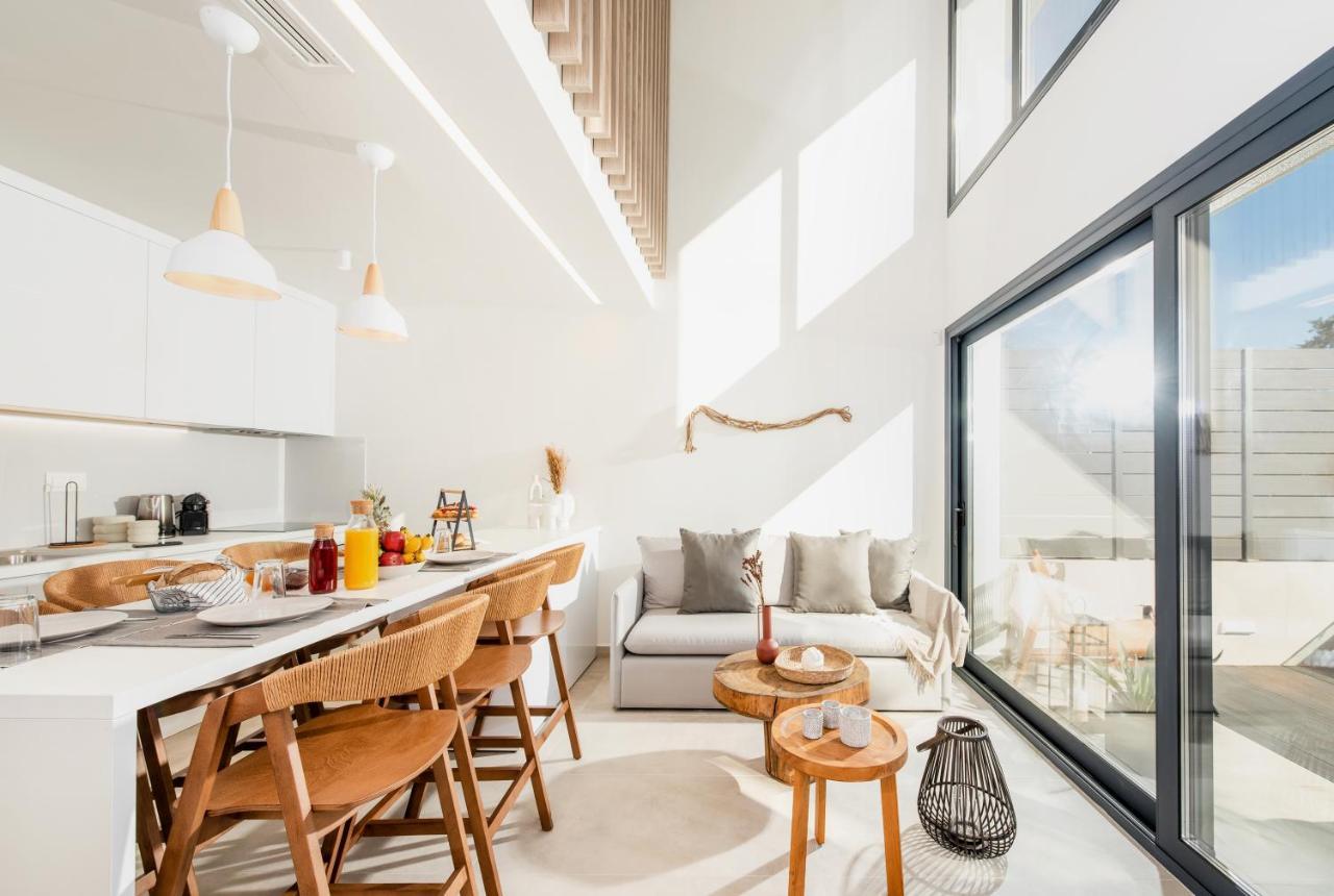 Serene Seafront Villas Неа Ираклия Екстериор снимка