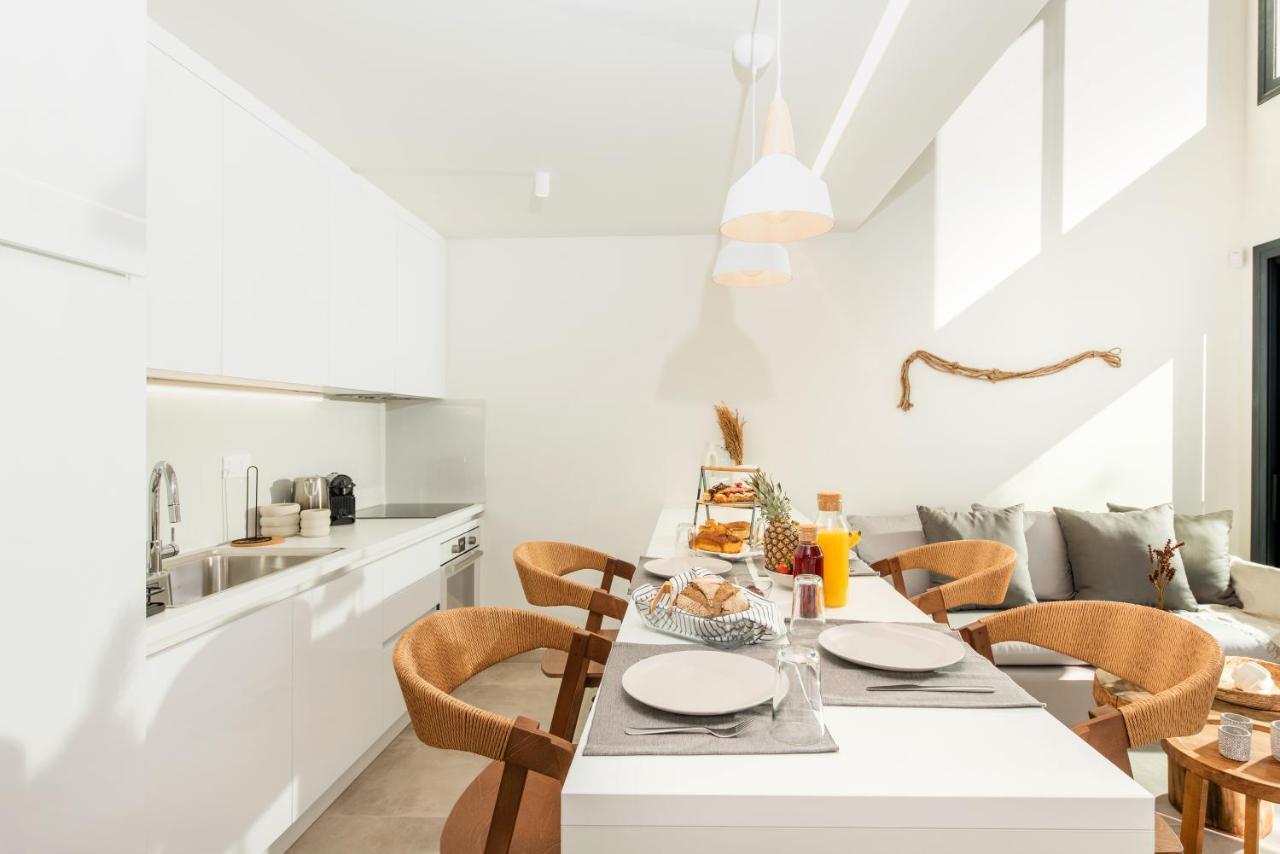 Serene Seafront Villas Неа Ираклия Екстериор снимка