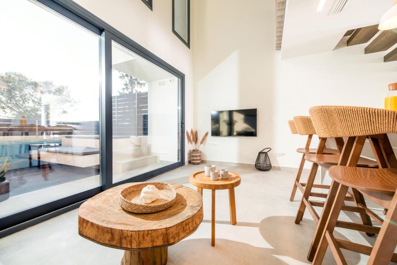 Serene Seafront Villas Неа Ираклия Екстериор снимка